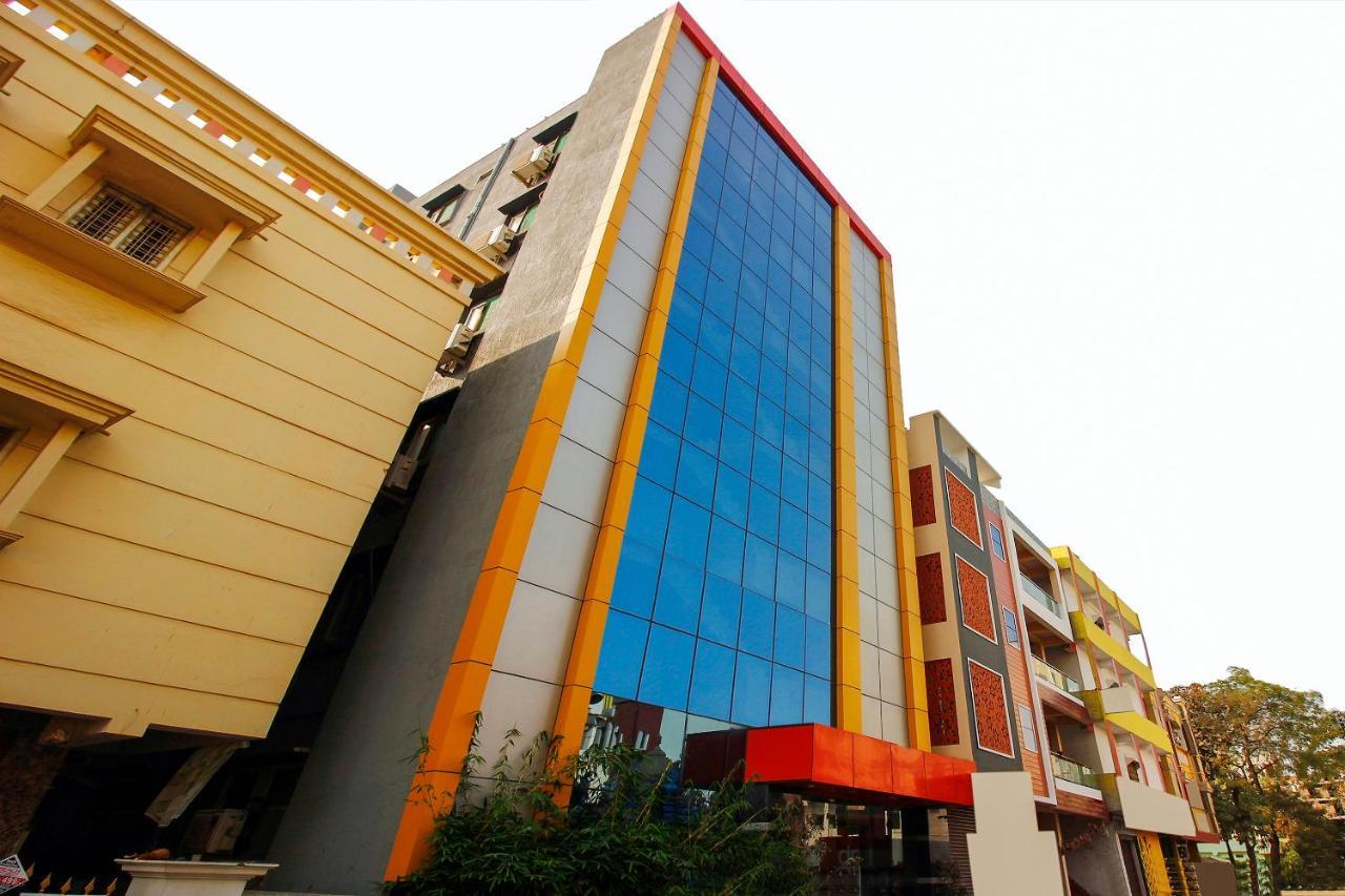 Oyo 29131 Hotel Mn Grand Шамшабад Екстериор снимка