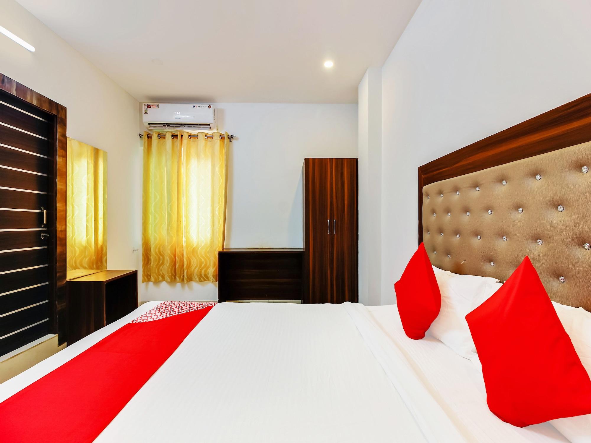 Oyo 29131 Hotel Mn Grand Шамшабад Екстериор снимка